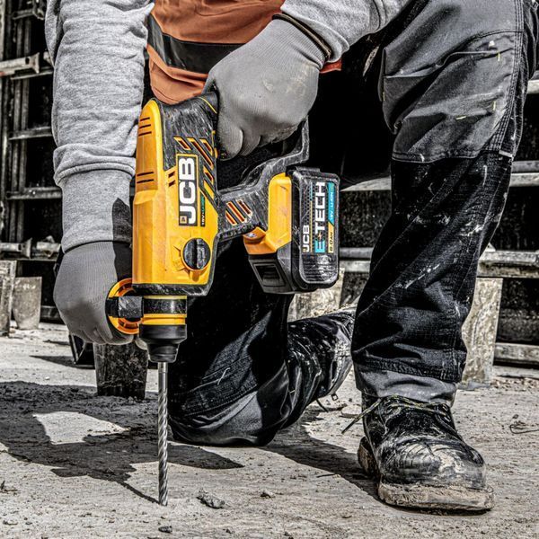 Аккумуляторный перфоратор JCB Tools JCB-18BLRH-B 57258 фото