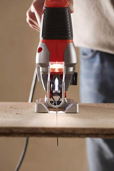 Пила лобзикова мережева BLACK+DECKER BES610K BES610K фото